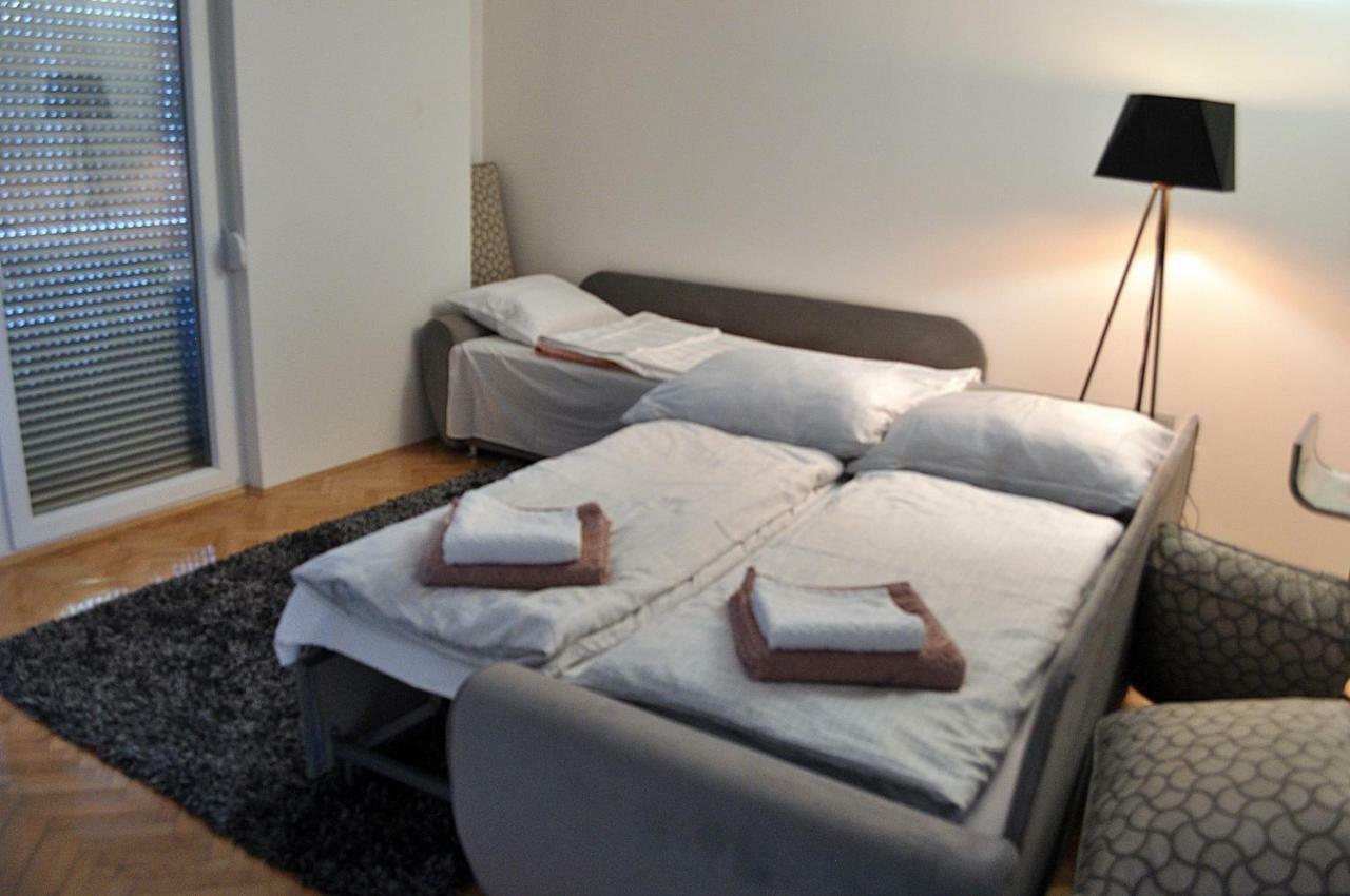 Apartman Dina Daire Tuzla Dış mekan fotoğraf