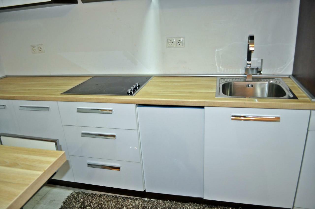 Apartman Dina Daire Tuzla Dış mekan fotoğraf