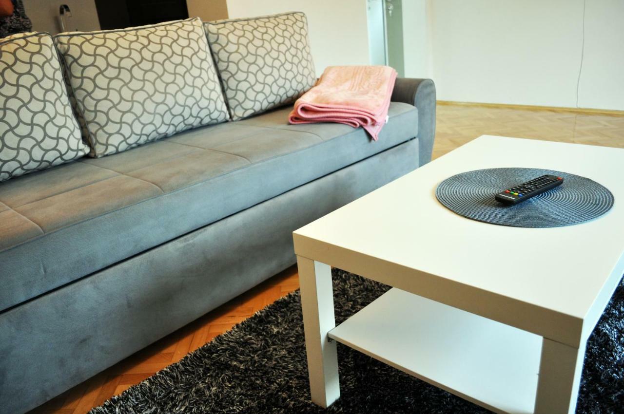 Apartman Dina Daire Tuzla Dış mekan fotoğraf