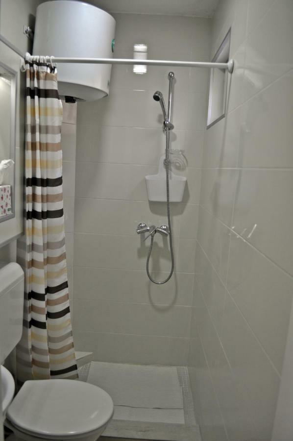 Apartman Dina Daire Tuzla Dış mekan fotoğraf