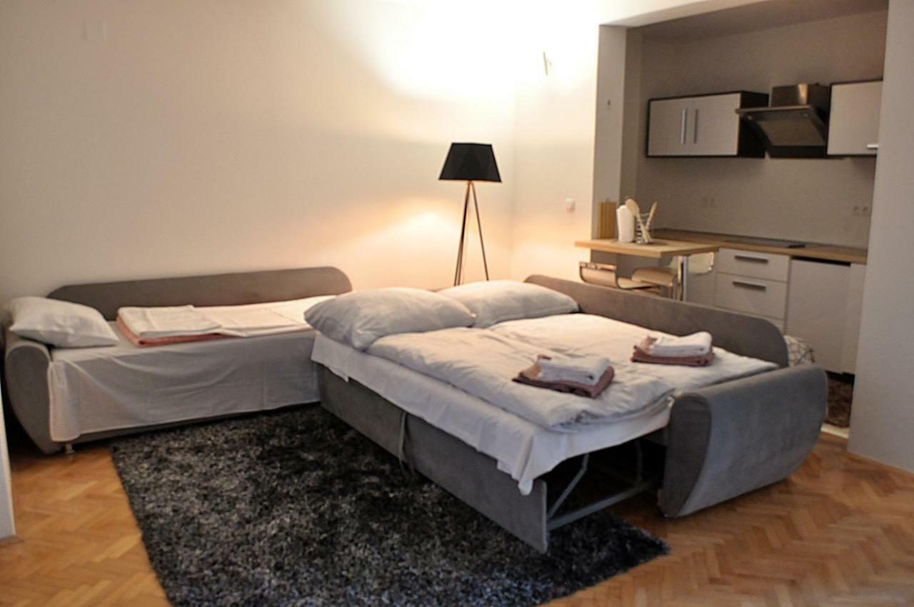 Apartman Dina Daire Tuzla Dış mekan fotoğraf