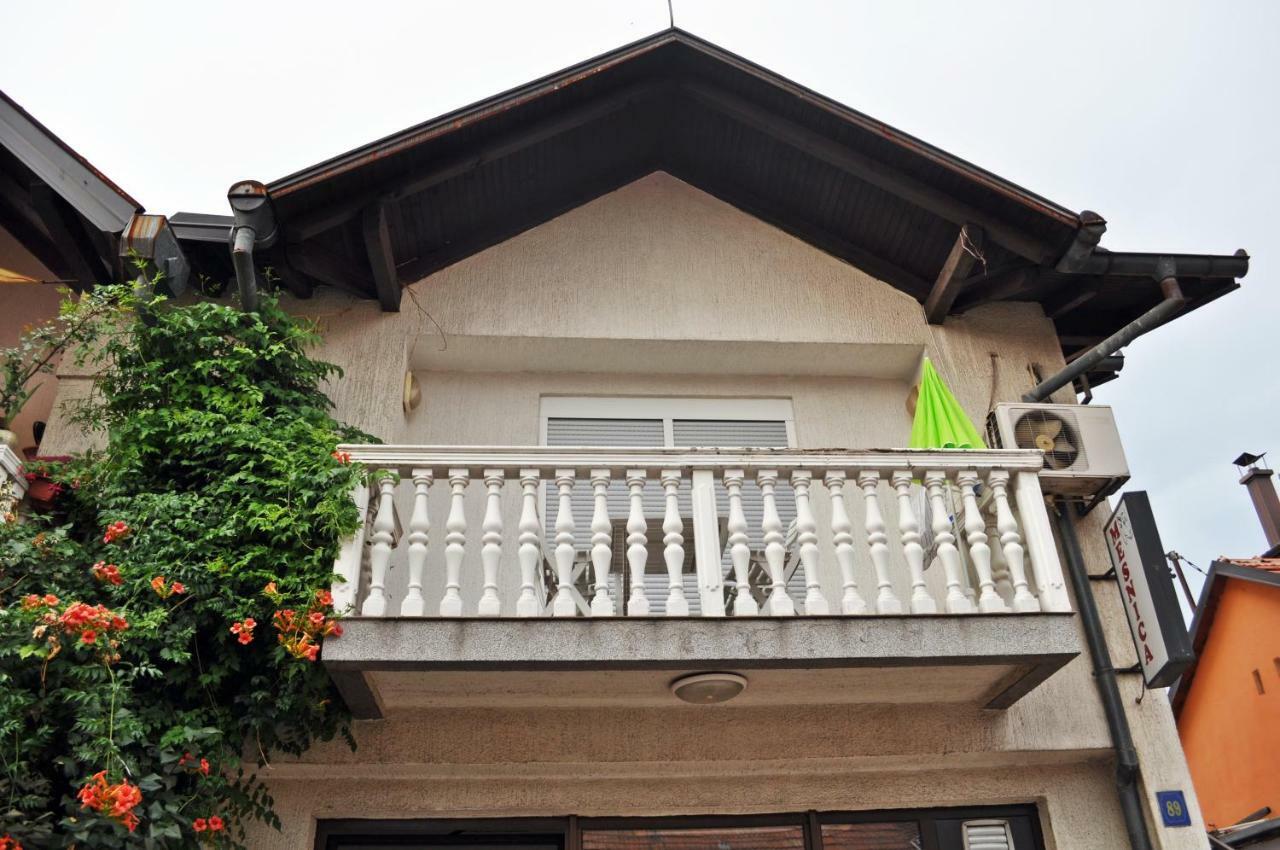 Apartman Dina Daire Tuzla Dış mekan fotoğraf