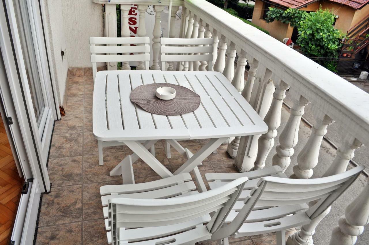 Apartman Dina Daire Tuzla Dış mekan fotoğraf